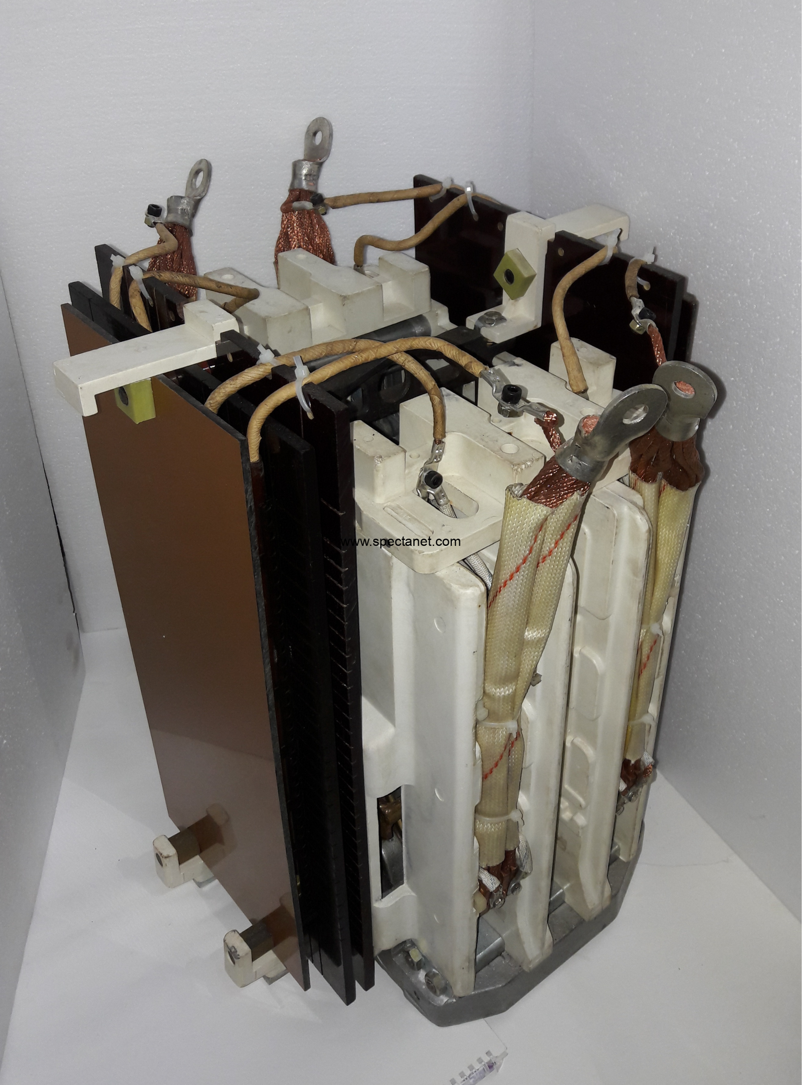 NGEF DIVERTER SWITCH 500 Amps NGEF DIVERTER SWITCH 500 Amps